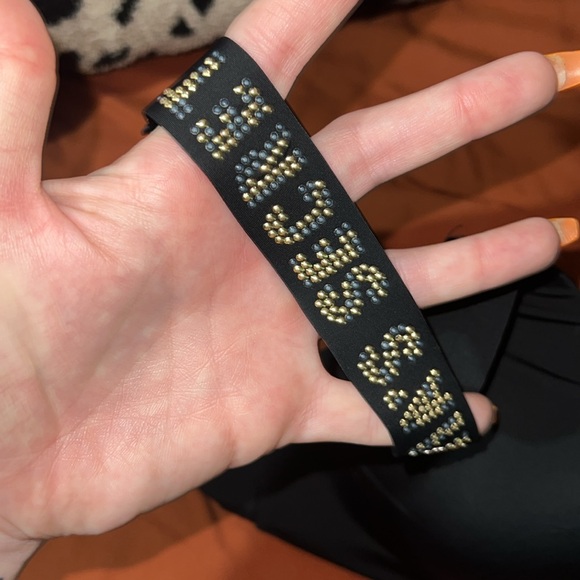 VS wireless bra - Picture 3 of 5